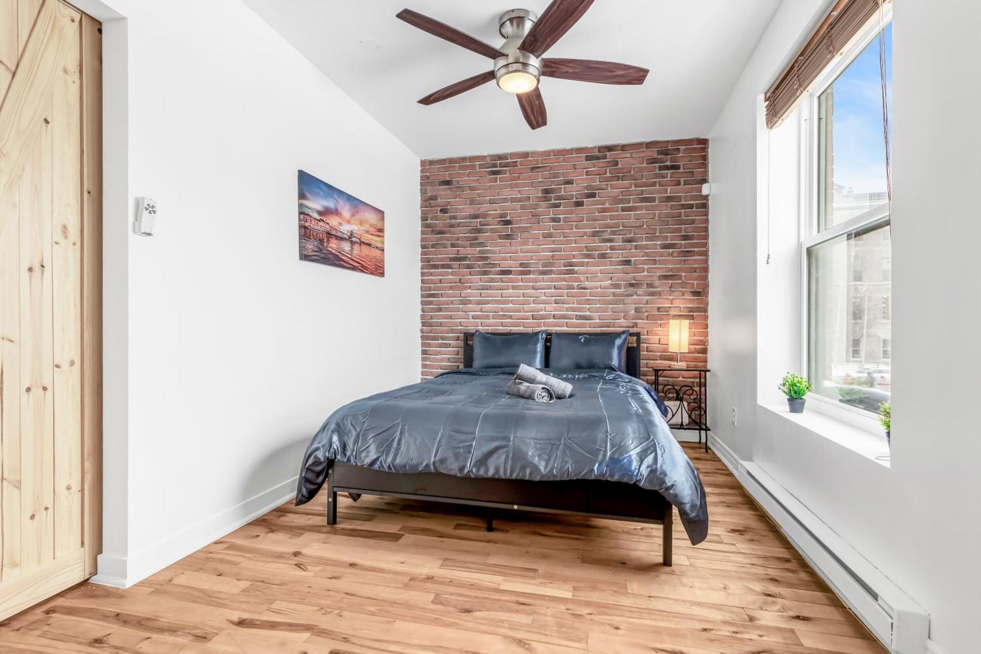 Beautiful 3-Bedrooms In Heart Of Plateau Mont-Royal Montreal Exterior photo